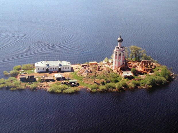 Спасо-Каменный монастырь на Кубенском озере Спасо-Каменный монастырь, важно знать, история