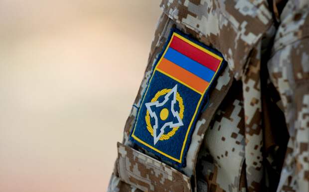 В преддверие своего очередного саммита в Минске ОДКБ вступает в кризисном состоянии и ситуации...