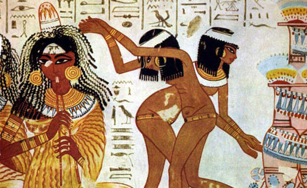 Древние египтяне верили: покойнику в следующей жизни нужны не только драгоценности, но и рабы. Вместе с фараонами заживо замуровывали тысячи людей.