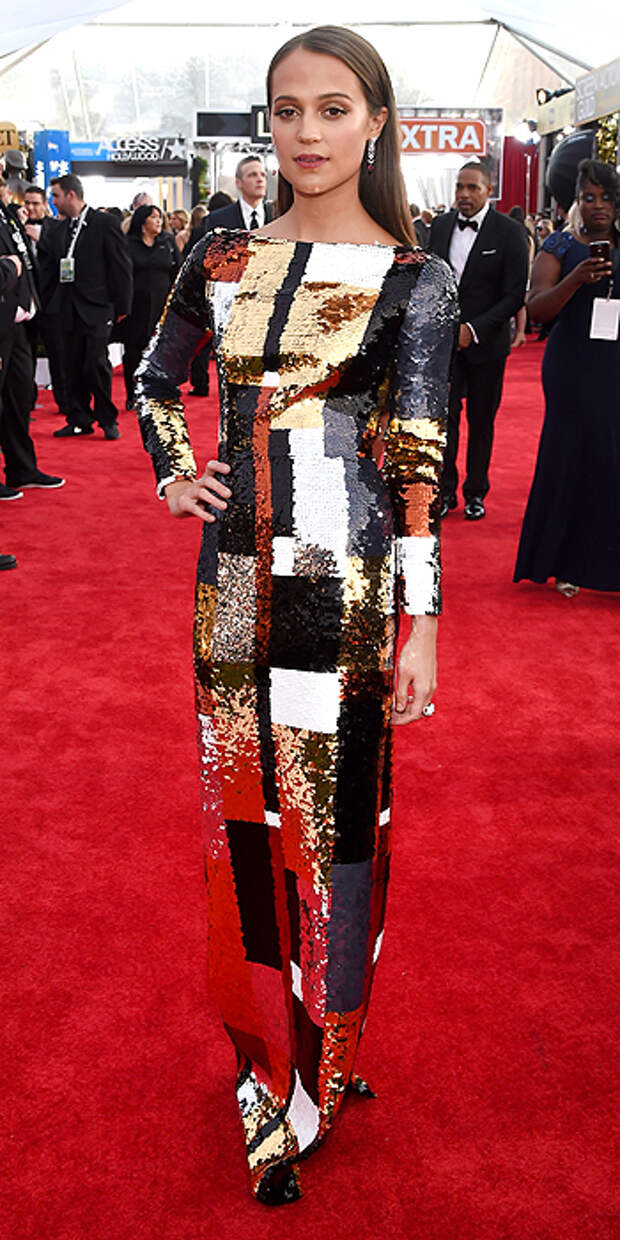 The 22nd Annual Screen Actors Guild Awards - Red Carpet