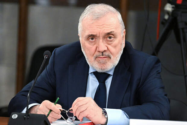 "Ъ": взятку в размере 50 млн рублей Цаликов получил прямо в Минобороны РФ