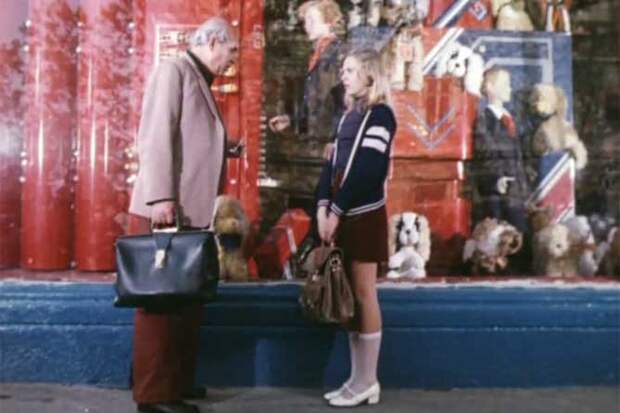 майя светлова магазин игрушек майя зовет электроника