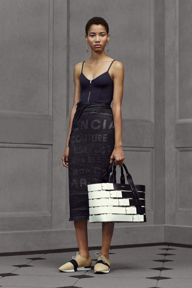 Balenciaga 2016 Pre-Collection(трафик)