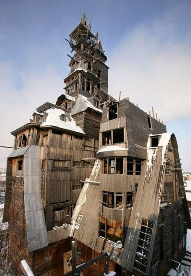 деревянный дом (архангкльск, россия)
