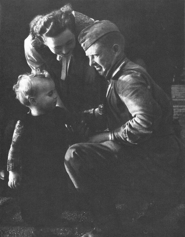 chekhoslovakialiberation001-82