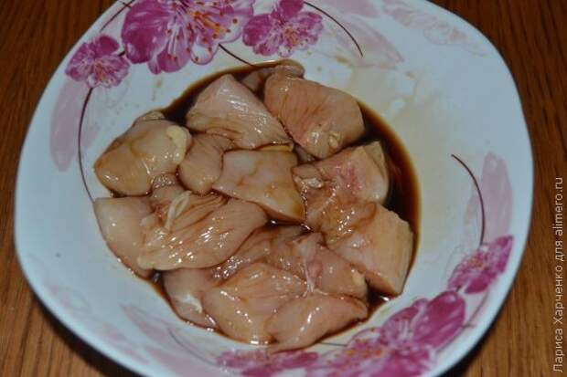 салат с клубникой салат с клубникой