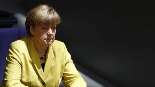 Zeit: Меркель не приедет на парад в Москве, чтобы не оскорблять Украину