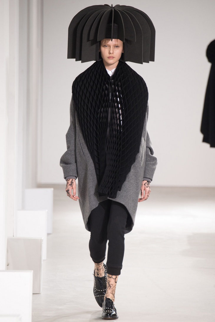 Оригами от Junya Watanabe (трафик)