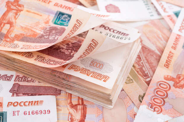 В Москве женщина поговорила с мошенниками и лишилась почти 50 млн рублей