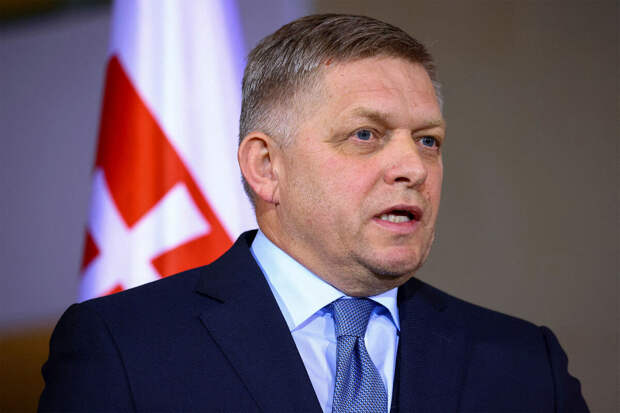 Врачи сообщили об улучшении состояния здоровья премьер-министра Словакии Фицо