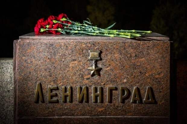 Блокада Ленинграда: подвиг пожарных города на Неве приблизил День освобождения Блокада Ленинграда: подвиг пожарных города на Неве приблизил День освобождения