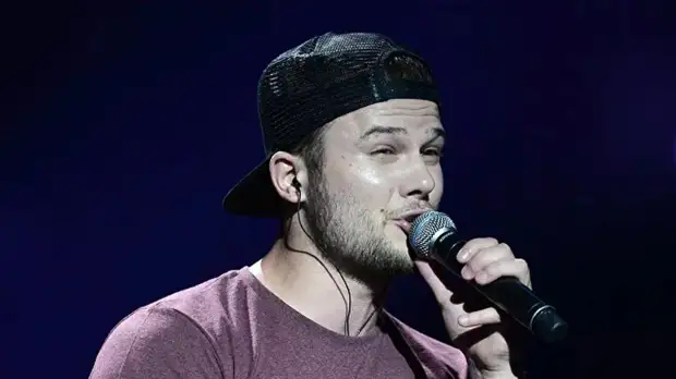 Белорусский рэпер Корж отреагировал на перформанс фанатов «Зенита» на матче со «Спартаком»