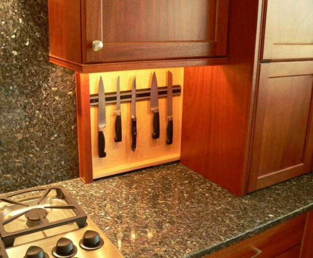 Вертикальный шкаф для ножей. | Фото: Pinterest.