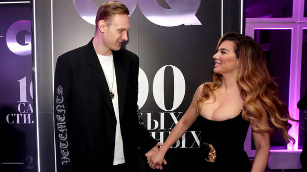 Пошли в наступление: родные Яниса Тиммы подали в суд на Анну Седокову