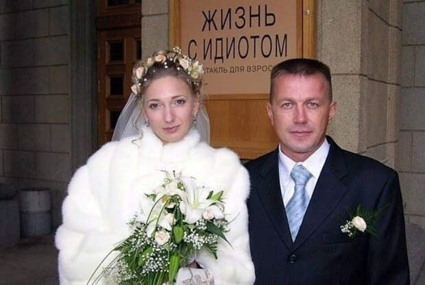 А уж не знак ли это? 17 уморительных фотографий, доказывающих, что в театре совсем не скучно