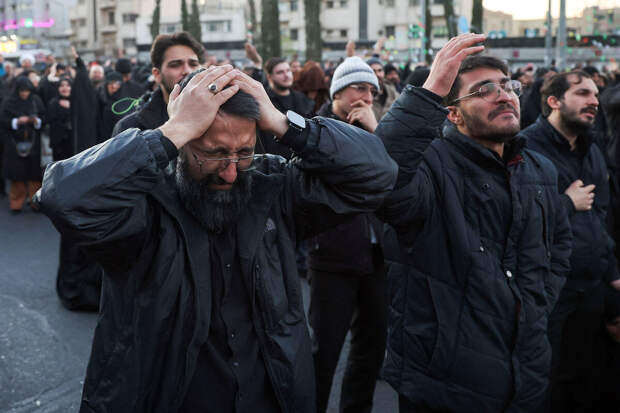 Подполковник Дэвис: США не ожидали такой сплоченности иранцев