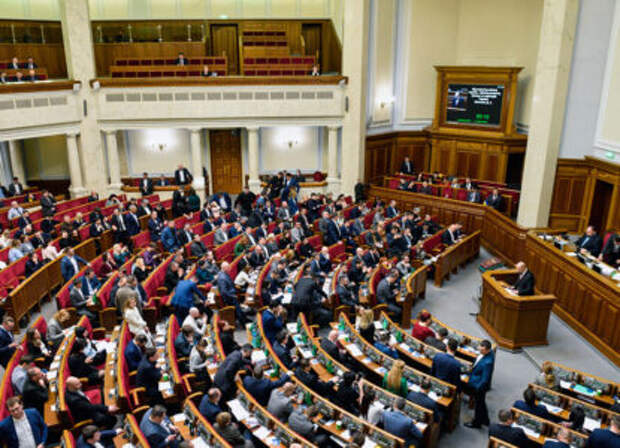 «38 нардепов Рады под капельницами». Киев раскручивает тему «диверсии России»