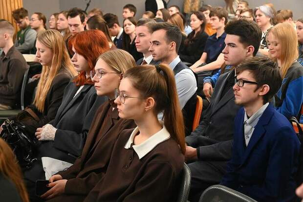 В Барнауле состоялся первый форум для молодежи 