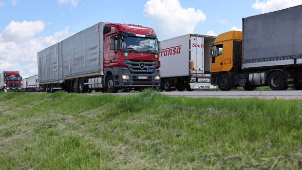 Мишустин подписал постановление о запрете перевозок грузов компаниям вводивших санкции стран