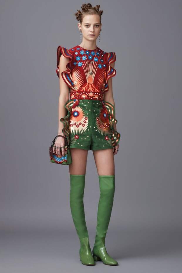 Valentino. Pre fall 2016