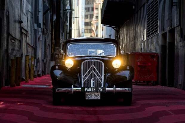 Citroen Traction Avant — главный автомобиль французского бандитизма