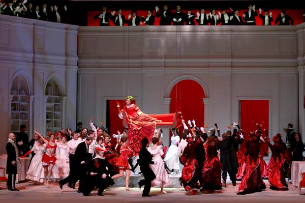 Опера «Чародейка» на сцене Мариинского театра