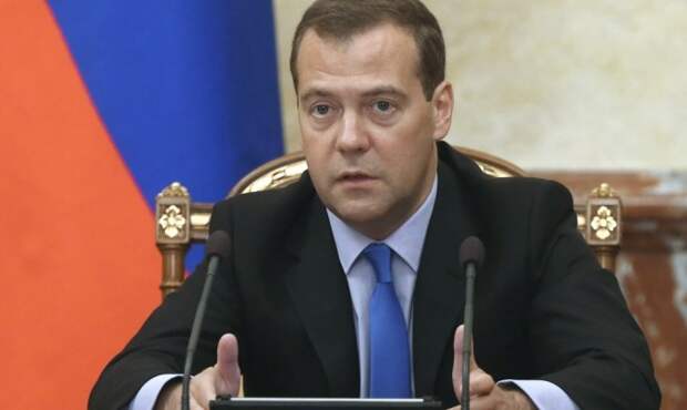 Медведев: РФ примет меры при рисках от ассоциации Украины с ЕС Медведев: РФ примет меры при рисках от ассоциации Украины с ЕС