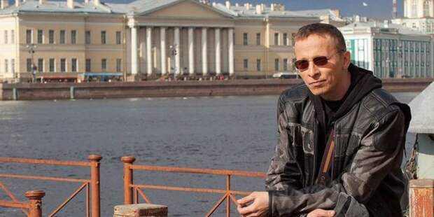 Иван Охлобыстин — Борису Акунину: «Не путайтесь под ногами у нации»