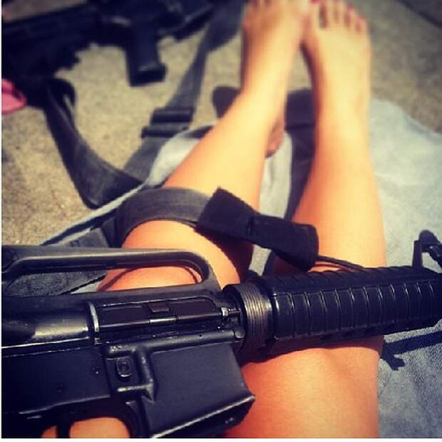 Симпатичные еврейки-военнослужащие: На службе и дома