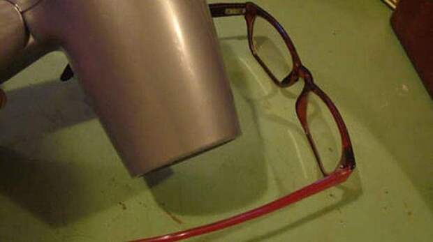 9 нестандартных способов использования фена. Настоящий помощник в быту!