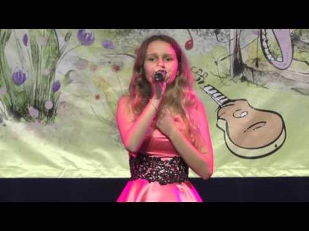 Аксёнова София с песней "Лёд"