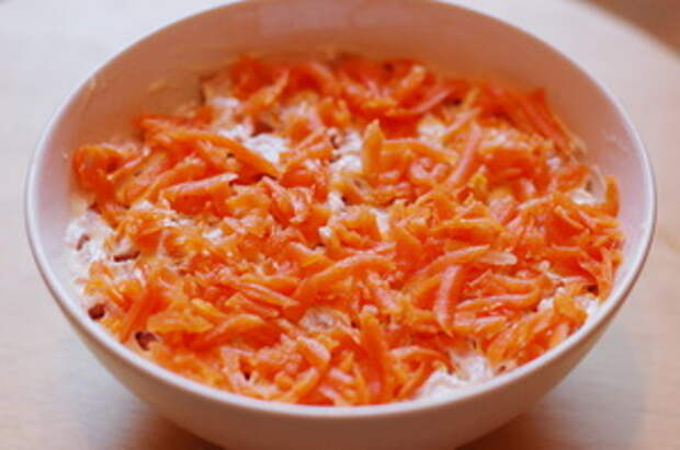 salat-marinovannyie-gribyi-pod-shuboy-13 (300x199, 67Kb)