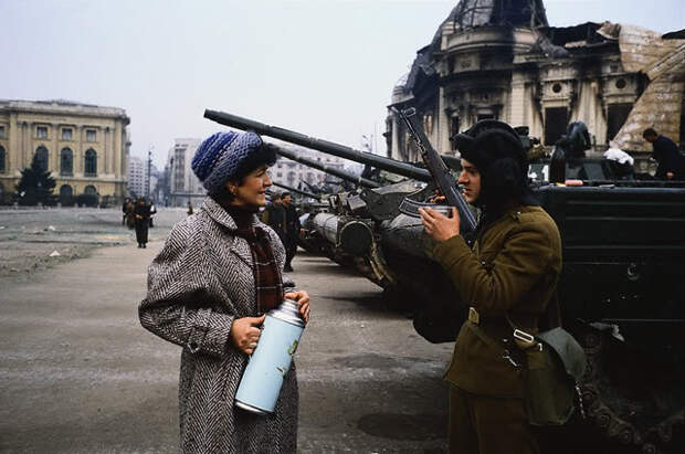 93-RevoltinBucharestAfterCeausescus.jpg 93-RevoltinBucharestAfterCeausescus.jpg