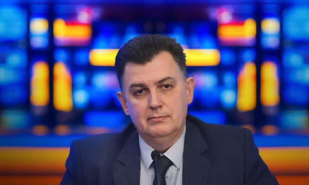 Александр Дудчак: Западные кураторы Киева добились своего — из Украины уехал каждый второй