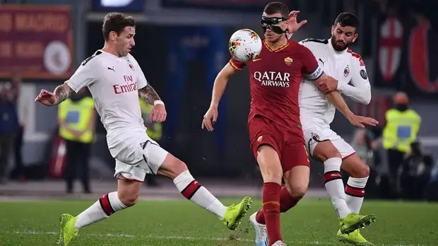 «Рома» обыграла «Милан» в матче Серии А