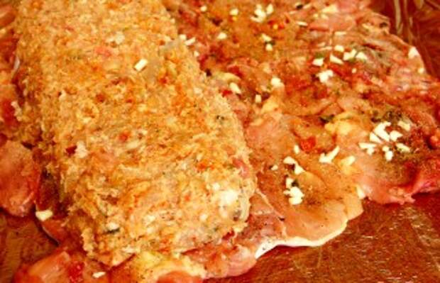 Домашний мясной рулет из разных видов мяса