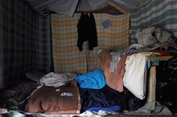 Как живут беженцы во французском Кале (15 фото)