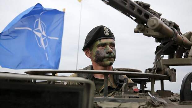 В НАТО назвали число солдат, которые находятся в высокой боевой готовности
