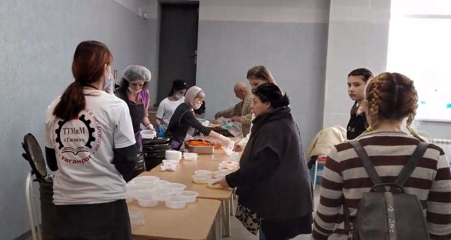 Беженцы из Мариуполя рассказали, почему Украина стала опасна для России и всего мира