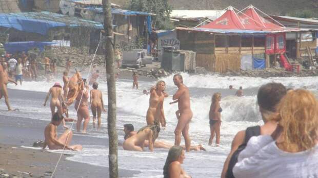 Нудисткий пляж