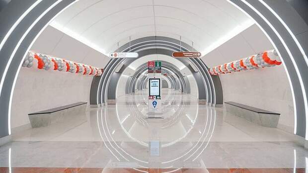В Петербурге открыли новую линию метро