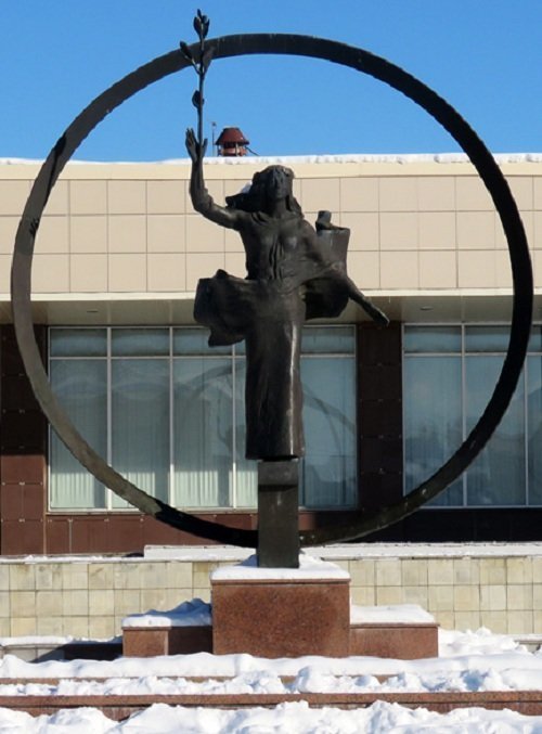 Гагарин. Часть 1: Гжатск путешествия, факты, фото