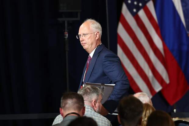 Спецпредставитель Путина заявил о быстрой капитуляции ЕС перед США