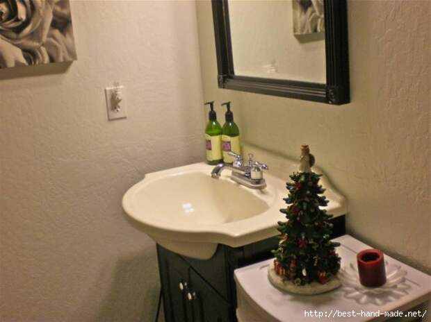 christmas-bathroom-decorating-idea-2010-550x412 (550x412, 107Kb)