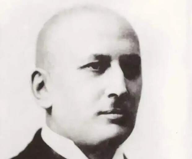 К юбилею «Стратегии», или Что предвидел Свечин и не учёл Гальдер