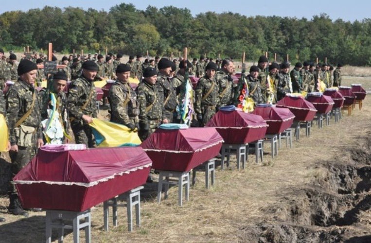 Киев позаботился об участниках АТО, выделив им под кладбище 80 га Киев позаботился об участниках АТО, выделив им под кладбище 80 га