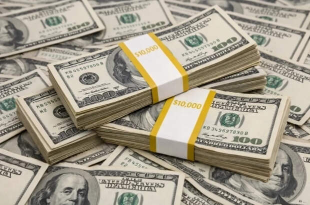 Ощадбанк приостановил ввоз наличных на Украину после инцидента