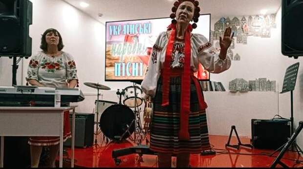 «Вечер народных песен» или идеологическая диверсия: за кого поёте, товарищи «патриоты?»