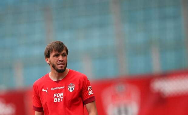 «Задержки зарплаты — не оправдание для нас». Резиуан Мирзов — о ситуации в «Химках»