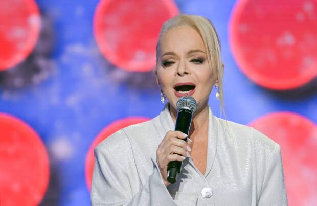 Еще один концерт Долиной оказался под угрозой срыва